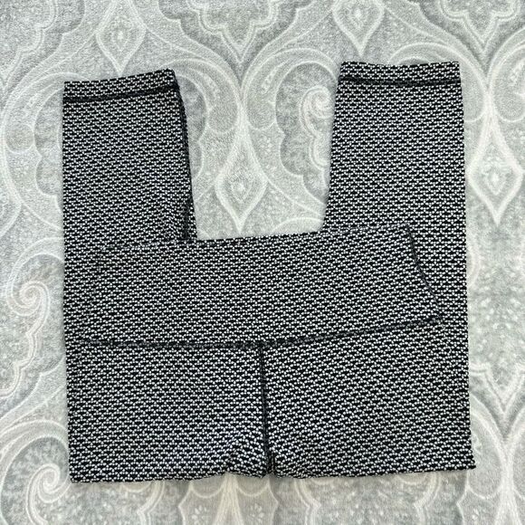 Womens Lululemon Align Crop - Picture 4 of 7